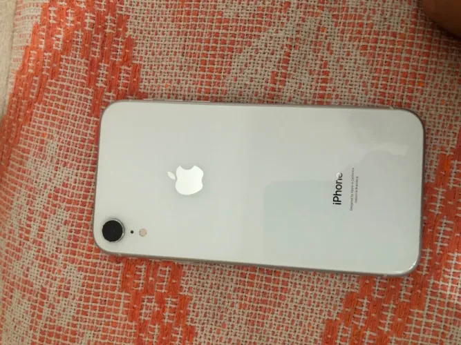 iPhone XR 64Gb
