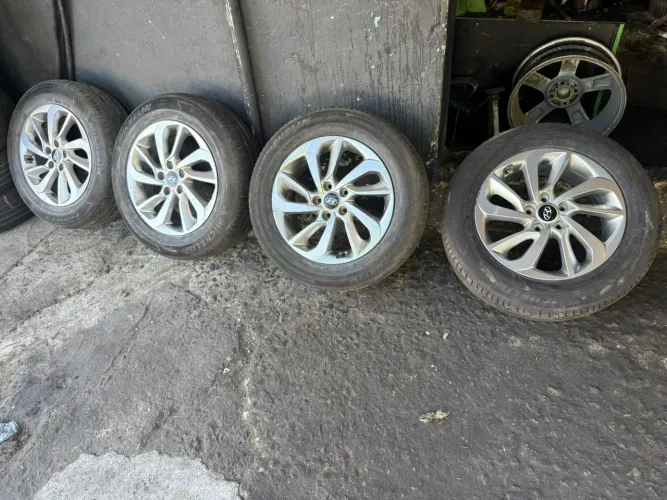 Vendo jogo de rodas New Tucson aro 17 5x114