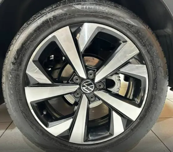 Roda no Nivus HIGHLINE aro17