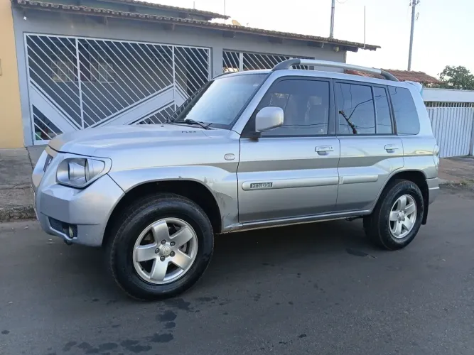 Mitsubishi Pajero TR4 2.0/ 2.0 Flex 16V 4X4 Mec. 2008