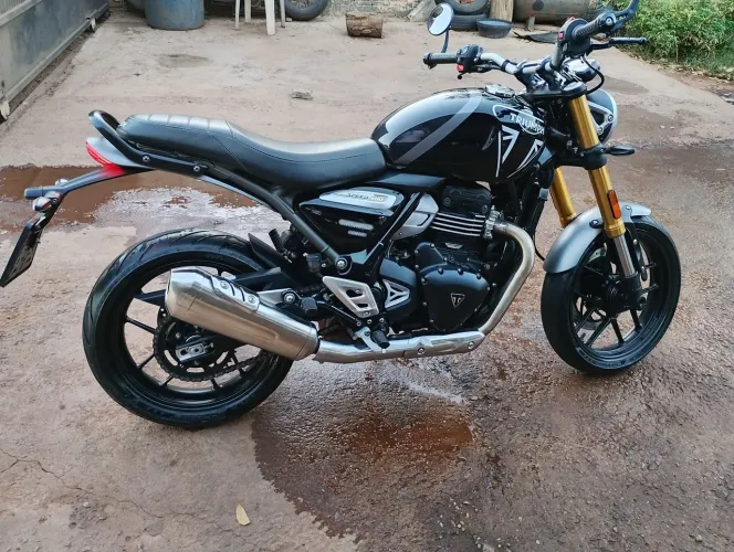 Moto Impecável só para pessoas exigentes