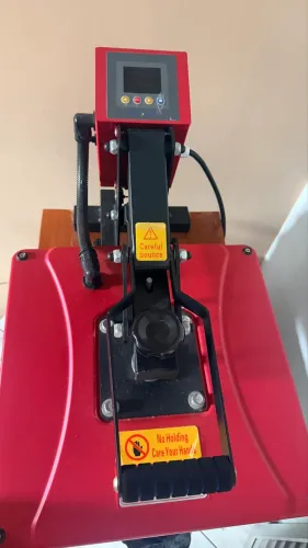 Prensa térmica semi nova