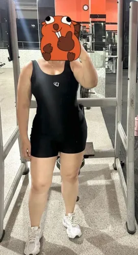 Vendo roupa de academia