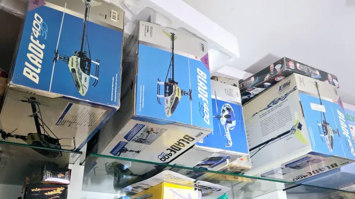 Helicóptero E-Flite blade 400 