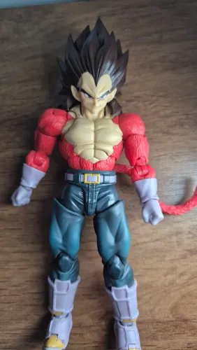 Vegeta Super Sayajin 4 S.H.Figuarts ssj4 usado
