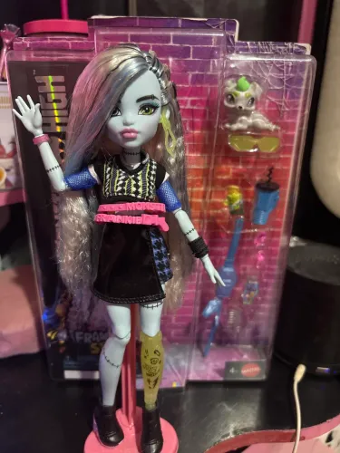 Frankie Stein Monster High Core Dolls W10 G3