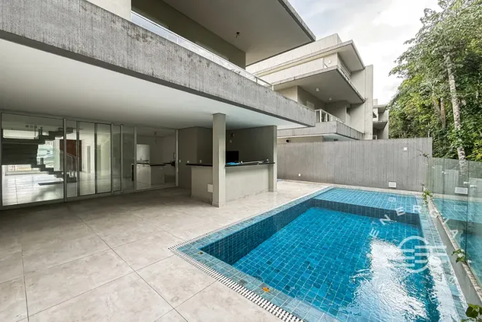COMERCIAL COM 6 DORMITÓRIOS (6 SUÍTES), 4 VAGAS À VENDA EM RIVIERA DE SÃO LOURENÇO