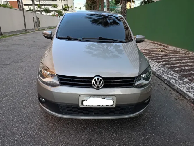 Volkswagen Fox 1.6 MI Total Flex 8V 5P 2014