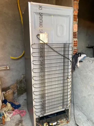 Geladeira eletro lux382 litros