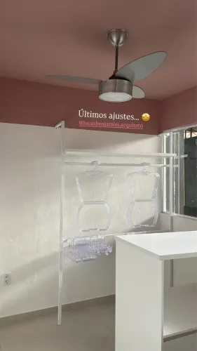 Vendo móveis planejados para loja de roupa!
