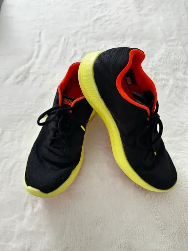 Vendo Skechers Go Run Razor+ número 39