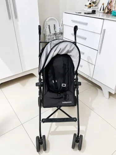 Vendo Carrinho de bebê