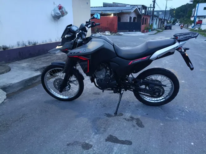 Lander 250 25/26 14.000 Km
