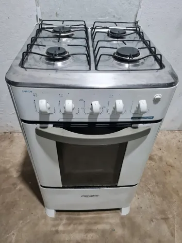 Fogão esmaltec. Faço entrega 