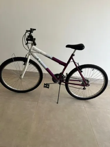 Bicicleta super conservada aro 26