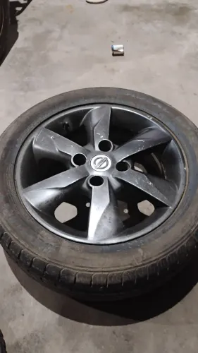 Uma Roda Nissan Tiida 