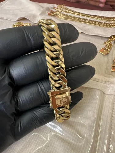 Pulseira Groumet de ouro 25.58g 18k procedência garantia eterna