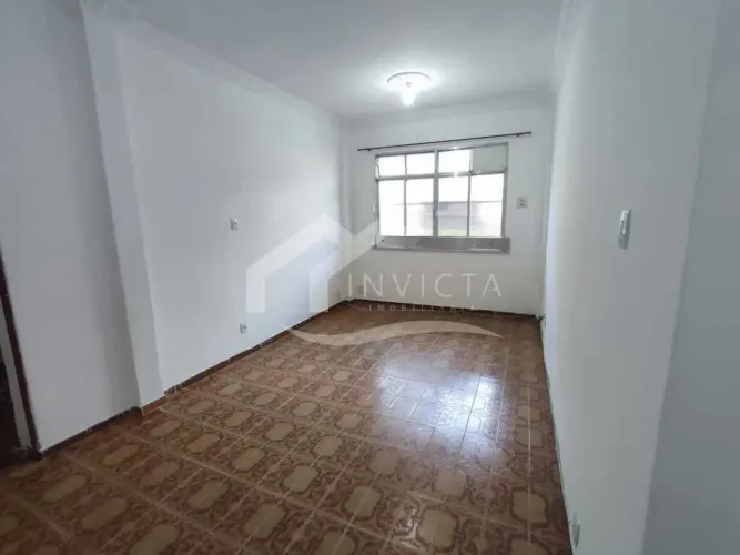 Apartamento : / Residencial / Engenho de Dentro
