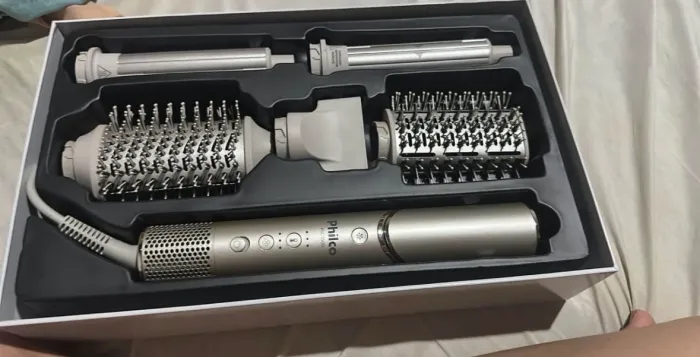 Escova secadora Philco 4 em 1 nova