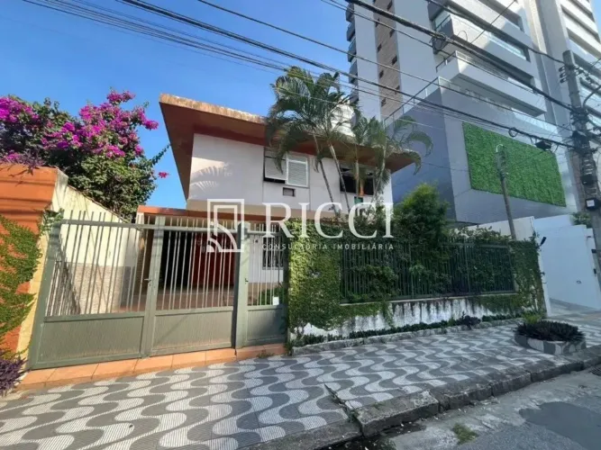 Sobrado de alto padrão para locação em Santos-SP, na Ponta da Praia: 5 quartos, 3 suítes, 