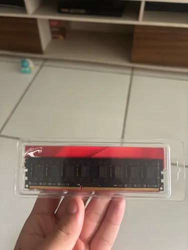 Memória RAM 2x8 GB DDR3 1600MHz