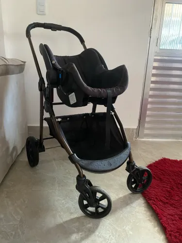 Carinho de Bebê
