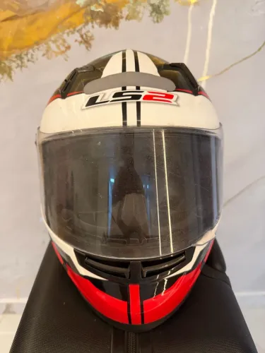 Capacete LS2 FF358 semi novo