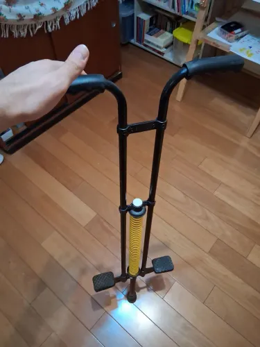 Pula-pula Pogo Stick Vintage Anos 80 e 90 em excelente estado