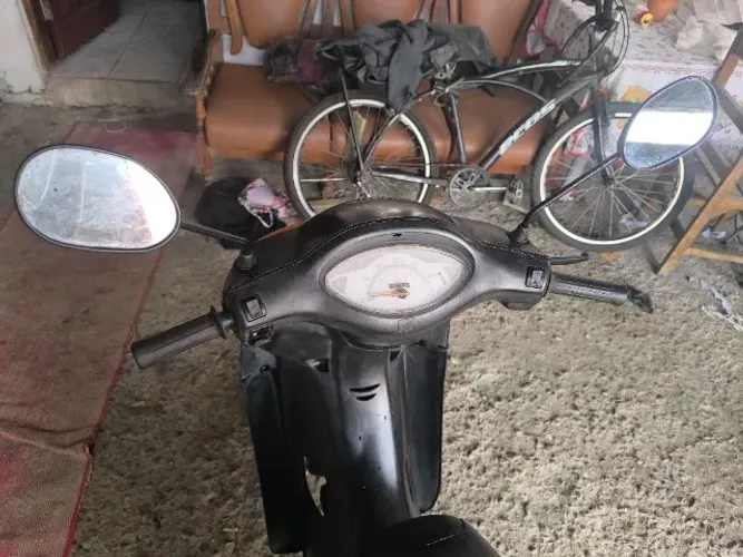 bis 100 2004 pedal