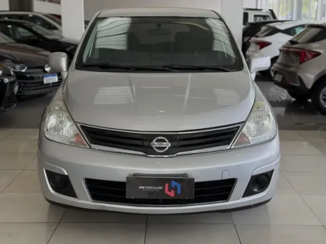Nissan Tiida S 1.8/1.8 Flex 16V Mec. 2013