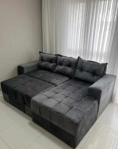 Sofá Chaise 3 lugares com puff de brinde PRONTA ENTREGA 