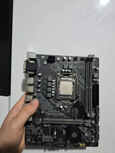 Kit processador I5 11400F + H510