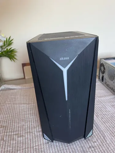 Lote de peças para computador - Intel i7, i5, SSD, HD e gabinete