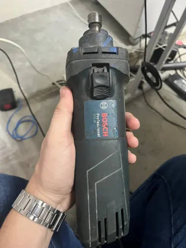 RETÍFICA BOSCH GGS 28