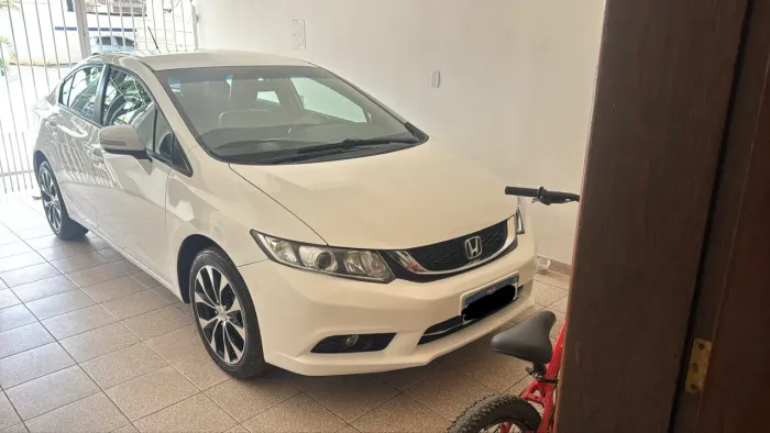 Honda Civic Sedan LXR 2.0 Flexone 16V Aut. 4P 2016