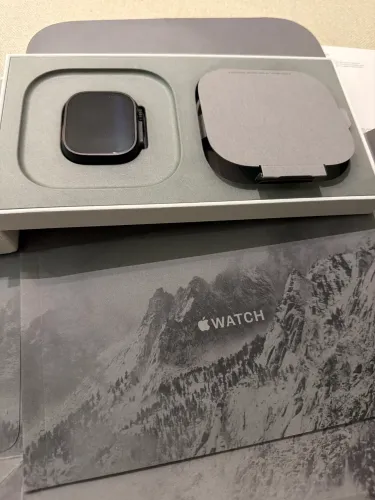 Apple Watch Ultra 2 - Black