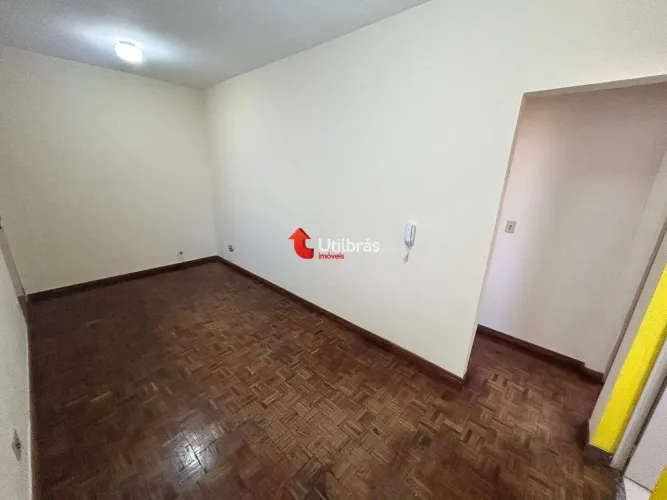 Apartamento para aluguel, 2 quartos, 1 vaga, Sagrada Família - Belo Horizonte/MG