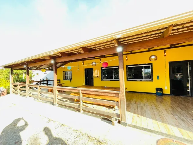 Sítio à Venda no Condomínio Nosso Rancho, Contagem | 3.100 m² | Área Gourmet e Construção 