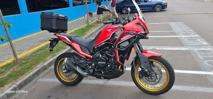 Moto Morini xCape 650 + mata-cachorro + Baú + IPVA quitado. 