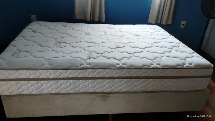 Cama de Casal Box American
