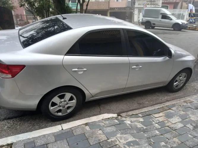 Kia Motors Cerato 1.6 16V Mec. 2012
