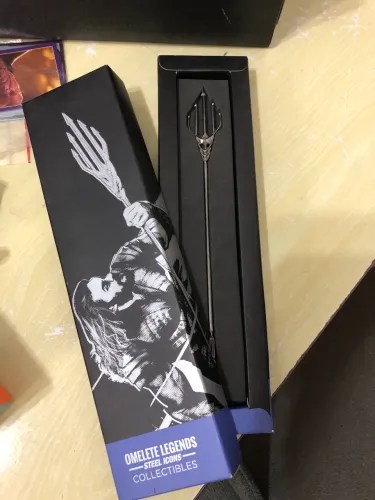 Miniatura Tridente Aquaman - Omelete Legends Steel Icons (Com Caixa)