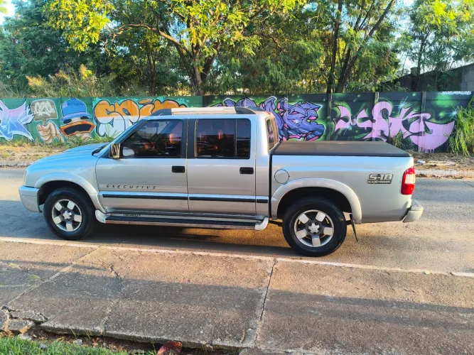 Chevrolet S10 P-up Executive 2.4 MPFI F.power CD 2009