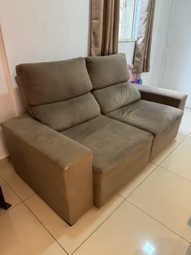 Sofá retrátil