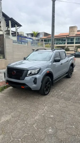 Nissan Frontier Pro4x CD 4X4 2.3 Bi-TB Die. AUT 2024
