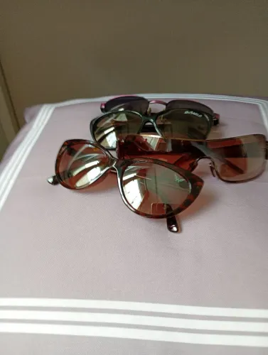 Vendo vários óculos de sol
