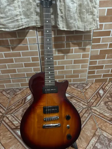 Guitarra LP Sunburst SX