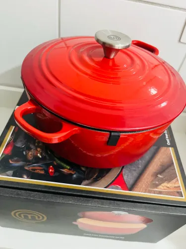 Panela Caçarola Ferro Fundido 24cm Masterchef Vermelha (nunca usada) 