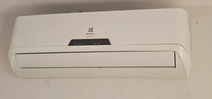 Ar Condicionado SPLIT 18000 Inverter Electrolux