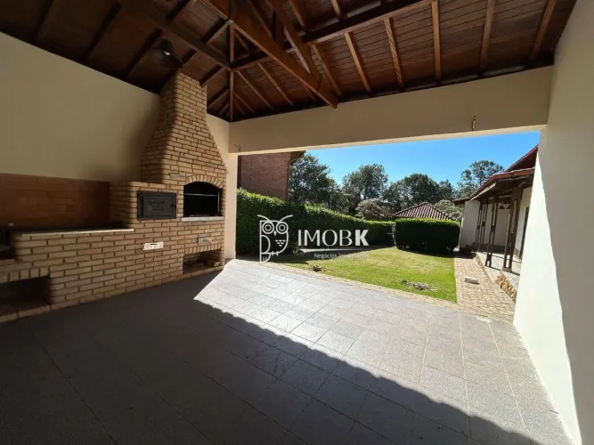 Casa com 4 dormitórios para alugar, 307 m² por R$ 8.335,40/mês - Distrito Jacaré - Cabreúv